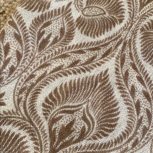 Scarf - Picture 2 of 3